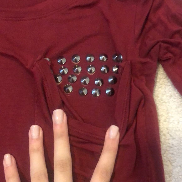 Red Top - Picture 5 of 7